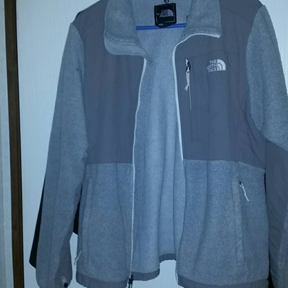 The North Face Jacket - Picture 4 of 4
